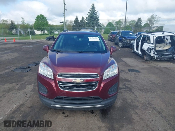 2016 Chevrolet Trax LT z VIN 3GNCJLSB3GL227097, wystawiony jako IAAI lot #42208844 z przebiegiem 118 887 mil mil oraz . Historia ofert i sprzedaży dostępna na DreamBid. Obrazek 13.