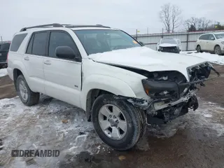 2008 Toyota 4Runner SR5 with VIN JTEZU14R58K015907, listed as a IAAI auction lot 41626302 with 249,278 mi miles. Bid and sale history available at carsss.com. Image 1.