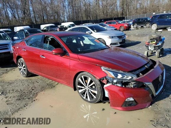 2019 Nissan Altima 2.5 Platinum with VIN 1N4BL4FW9KN300151, listed as a Copart auction lot 45049055 with 80,131 mi miles and Salvage Title. Bid and sale history available at carsss.com. Image 4.