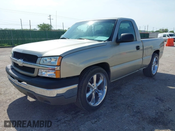 2004 Chevrolet Silverado 1500 Work Truck with VIN 1GCEC14X54Z233870, listed as a IAAI auction lot 42114163 with 236,226 mi miles. Bid and sale history available at carsss.com. Image 2.