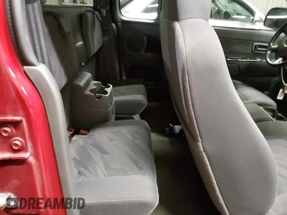 2005 Chevrolet Colorado LS Z71 with VIN 1GCDT196358217671, listed as a Copart auction lot 46320715 with 101,896 mi miles and Salvage title. Bid and sale history available at DreamBid. Image 10.