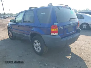 2005 Ford Escape XLT z VIN 1FMYU93105KB75632, wystawiony jako IAAI lot #42686073 z przebiegiem 146 084 mil mil oraz . Historia ofert i sprzedaży dostępna na DreamBid. Obrazek 3.