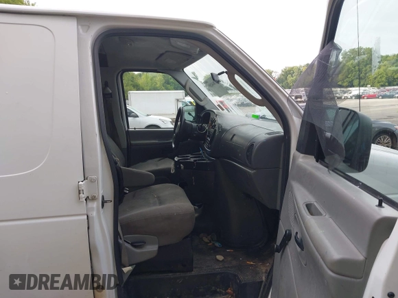 2006 Ford Econoline Cargo with VIN 1FTRE14W26HA13663, listed as a IAAI auction lot 42844289 with 153,510 mi miles and . Bid and sale history available at DreamBid. Image 5.