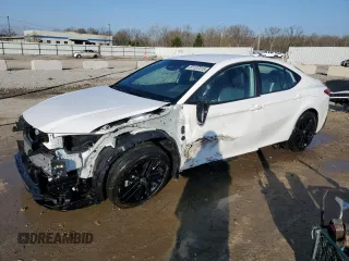 2025 Toyota Camry LE with VIN 4T1DAACK7SU543631, listed as a Copart auction lot 51137315 with 5,138 mi miles and Salvage Title. Bid and sale history available at carsss.com. Image 1.