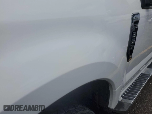 2018 Ford F-350 Platinum with VIN 1FT7W3B65JEC13580, listed as a IAAI auction lot 42631364 with 110,079 mi miles and . Bid and sale history available at DreamBid. Image 10.