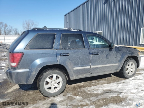 2010 Jeep Grand Cherokee Laredo with VIN 1J4PR4GK8AC122943, listed as a Copart auction lot 46133135 with 183,286 mi miles and Salvage Title. Bid and sale history available at carsss.com. Image 3.