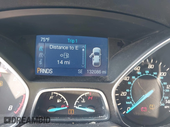 2014 Ford Escape SE z VIN 1FMCU0GX9EUE46650, wystawiony jako IAAI lot #42472060 z przebiegiem 132 086 mil mil oraz . Historia ofert i sprzedaży dostępna na DreamBid. Obrazek 7.