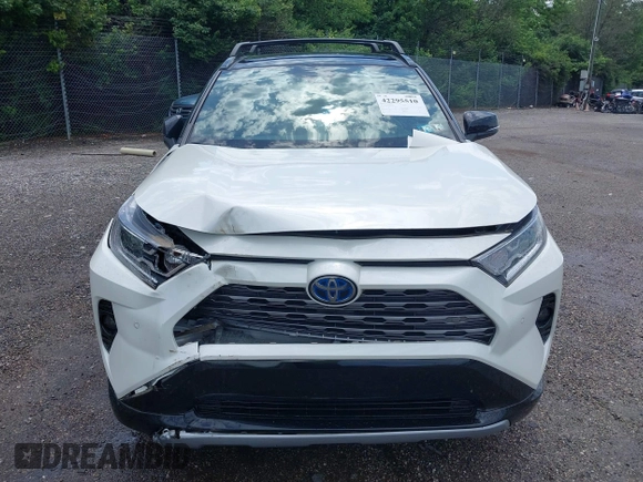 2021 Toyota RAV4 Hybrid XSE with VIN 4T3E6RFV9MU052563, listed as a IAAI auction lot 42295510 with 24,771 mi miles and . Bid and sale history available at DreamBid. Image 13.