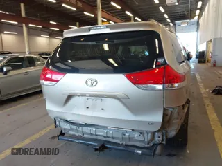 2013 Toyota Sienna LE AAS with VIN 5TDKK3DC8DS359172, listed as a IAAI auction lot 41724930 with 106,488 mi miles. Bid and sale history available at carsss.com. Image 17.