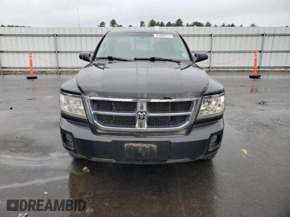 2008 Dodge Dakota SLT z VIN 1D7HW48N98S523242, wystawiony jako Copart lot #81602774 z przebiegiem 94 252 mil mil oraz Czysty tytuł • Clean title. Historia ofert i sprzedaży dostępna na DreamBid. Obrazek 5.