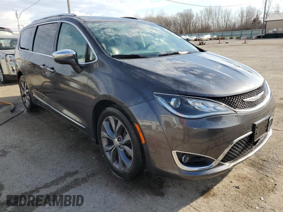 2017 Chrysler Pacifica Limited with VIN 2C4RC1GG2HR836062, listed as a Copart auction lot 50992405 with 135,333 mi miles and Salvage Title. Bid and sale history available at DreamBid. Image 4.