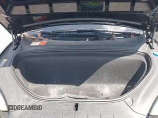 2017 Tesla Model X 90D with VIN 5YJXCBE21HF054898, listed as a IAAI auction lot 42076462 with 89,996 mi miles and . Bid and sale history available at DreamBid. Image 10.