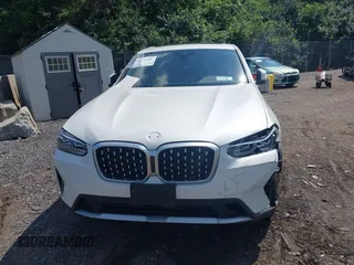 2024 BMW X4 xDrive30i with VIN 5UX33DT02R9W73855, listed as a IAAI auction lot 42712082 with 30,654 mi miles and . Bid and sale history available at DreamBid. Image 18.
