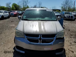 2013 Dodge Grand Caravan SXT with VIN 2C4RDGCG0DR582254, listed as a Copart auction lot 54735205 with 126,071 mi miles and Salvage Title. Bid and sale history available at DreamBid. Image 5.
