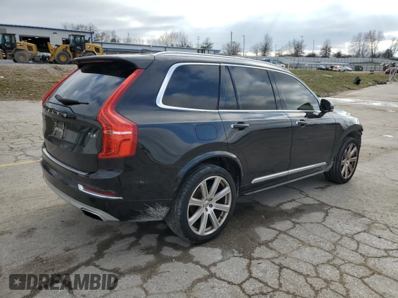 2017 Volvo XC90 Inscription with VIN YV4A22PL4H1170763, listed as a Copart auction lot 85748524 with 92,306 mi miles and Clean Title. Bid and sale history available at carsss.com. Image 3.
