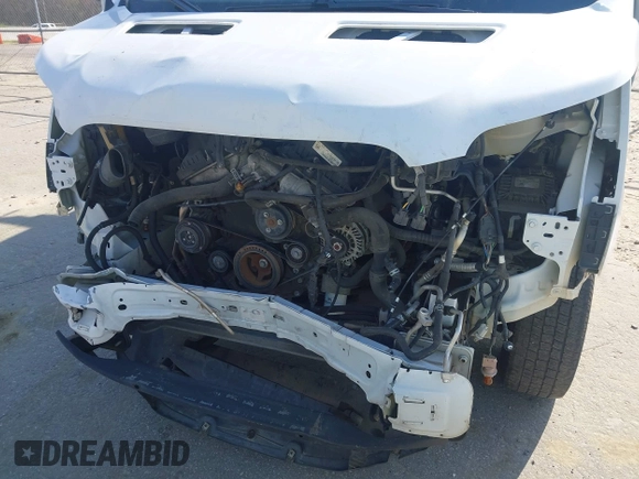 2018 Ford Transit with VIN 1FTYR1CM3JKB05523, listed as a IAAI auction lot 41918124 with 207,984 mi miles and . Bid and sale history available at DreamBid. Image 6.