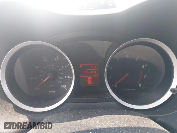 2010 Mitsubishi Lancer ES z VIN JA32U2FU0AU002066, wystawiony jako IAAI lot #42410484 z przebiegiem 207 040 mil mil oraz . Historia ofert i sprzedaży dostępna na DreamBid. Obrazek 7.