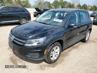 2013 Volkswagen Tiguan SE z VIN WVGBV7AX6DW553491, wystawiony jako Copart lot #53977205 z przebiegiem 103 814 mil mil oraz Szkoda całkowita • Salvage title. Historia ofert i sprzedaży dostępna na DreamBid. Obrazek 1.