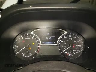 2019 Nissan Pathfinder S with VIN 5N1DR2MM8KC596326, listed as a Copart auction lot 48742555 with 71,577 mi miles and Salvage title. Bid and sale history available at DreamBid. Image 9.