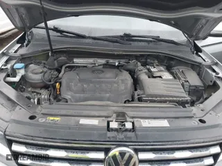 2019 Volkswagen Tiguan SE with VIN 3VV3B7AX6KM138493, listed as a IAAI auction lot 41367279 with 84,534 mi miles. Bid and sale history available at carsss.com. Image 10.