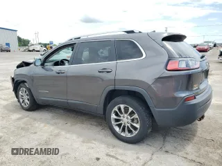 2019 Jeep Cherokee Latitude Plus z VIN 1C4PJLLB5KD226718, wystawiony jako Copart lot #62527585 z przebiegiem 99 990 mil mil oraz Szkoda całkowita • Salvage title. Historia ofert i sprzedaży dostępna na DreamBid. Obrazek 2.