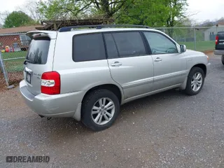 2006 Toyota Highlander Hybrid with VIN JTEEW21A860011629, listed as a IAAI auction lot 41915303 with 194,193 mi miles. Bid and sale history available at carsss.com. Image 4.