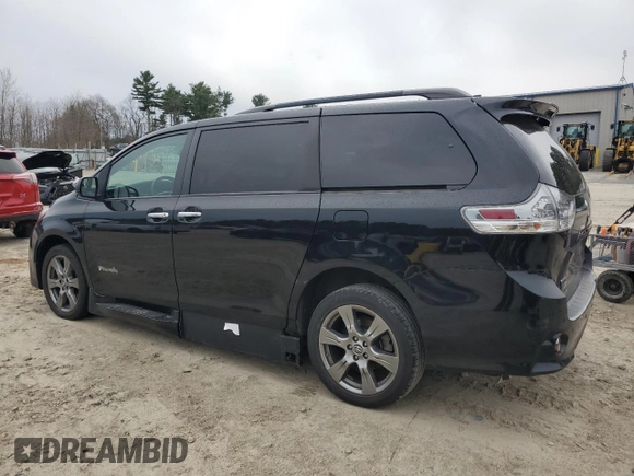 2018 Toyota Sienna SE with VIN 5TDXZ3DC3JS965024, listed as a Copart auction lot 51798835 with 51,267 mi miles and Salvage title. Bid and sale history available at DreamBid. Image 2.