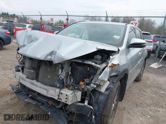 2018 Toyota Highlander SE with VIN 5TDJZRFH3JS903348, listed as a IAAI auction lot 42132056 with 115,384 mi miles and . Bid and sale history available at DreamBid. Image 6.