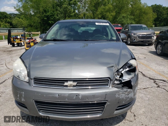 2008 Chevrolet Impala LS z VIN 2G1WB58KX81197842, wystawiony jako Copart lot #59018135 z przebiegiem 126 824 mil mil oraz Szkoda całkowita • Salvage title. Historia ofert i sprzedaży dostępna na DreamBid. Obrazek 5.