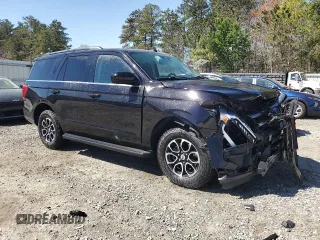 2024 Ford Expedition XLT with VIN 1FMJU1J8XREA41282, listed as a Copart auction lot 50352175 with 36,949 mi miles and Clean Title. Bid and sale history available at carsss.com. Image 4.