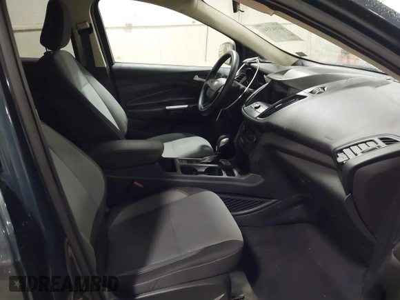 2019 Ford Escape SE z VIN 1FMCU9GD2KUA31904, wystawiony jako IAAI lot #41843341 z przebiegiem 125 605 mil mil oraz . Historia ofert i sprzedaży dostępna na DreamBid. Obrazek 5.