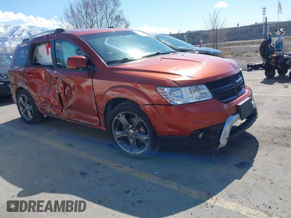 2014 Dodge Journey Crossroad with VIN 3C4PDDGGXET263930, listed as a IAAI auction lot 41826889 with 201,431 mi miles and . Bid and sale history available at DreamBid. Image 1.