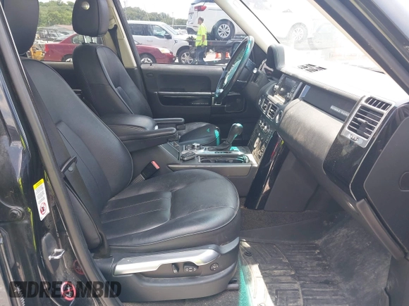 2012 Land Rover Range Rover HSE with VIN SALME1D45CA377436, listed as a IAAI auction lot 42401146 with 127,665 mi miles and . Bid and sale history available at DreamBid. Image 5.