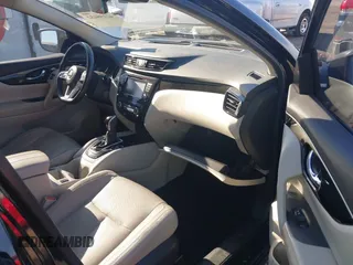 2017 Nissan Rogue SL z VIN JN1BJ1CR5HW101326, wystawiony jako IAAI lot #42198432 z przebiegiem 92 227 mil mil oraz . Historia ofert i sprzedaży dostępna na DreamBid. Obrazek 5.