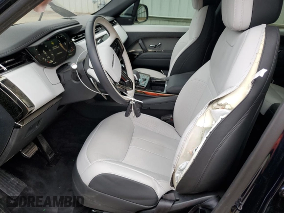 2023 Land Rover Range Rover Sport SE Dynamic with VIN SAL1L9FU5PA151925, listed as a Copart auction lot 53381955 with 17,537 mi miles and Salvage title. Bid and sale history available at DreamBid. Image 7.
