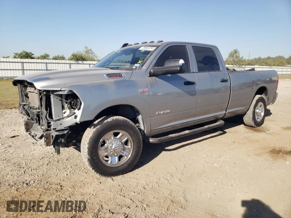2022 Ram 2500 Tradesman with VIN 3C6UR4HJ0NG138627, listed as a Copart auction lot 76863234 with 80,040 mi miles and Salvage title. Bid and sale history available at DreamBid. Image 1.