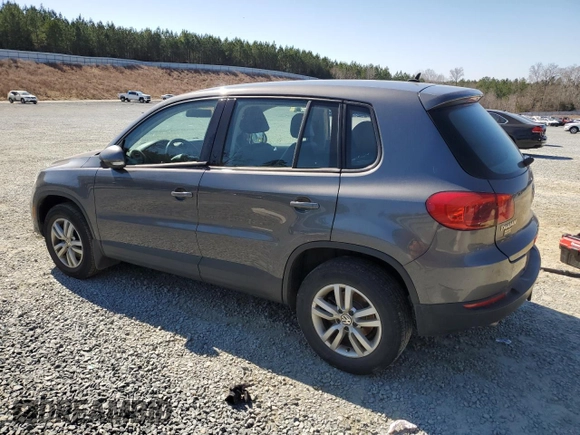 2014 Volkswagen Tiguan SE with VIN WVGAV3AX8EW619044, listed as a Copart auction lot 46990185 with 171,972 mi miles and Salvage title. Bid and sale history available at DreamBid. Image 2.