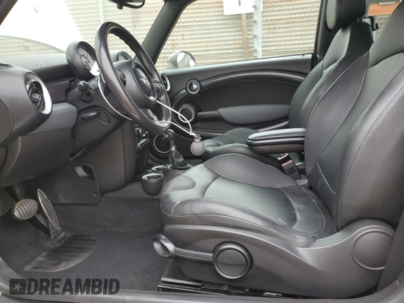 2012 MINI Hardtop S with VIN WMWSV3C54CTY16955, listed as a Copart auction lot 65851675 with 150,297 mi miles and Clean title. Bid and sale history available at DreamBid. Image 7.
