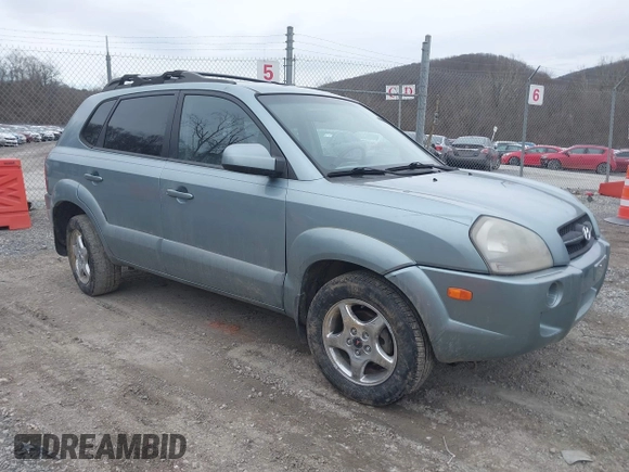 2007 Hyundai Tucson SE with VIN KM8JN12D27U606152, listed as a IAAI auction lot 41465051 with 141,478 mi miles. Bid and sale history available at carsss.com. Image 1.