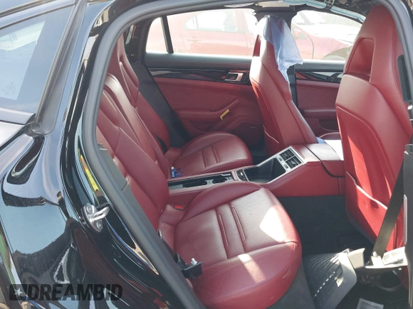2018 Porsche Panamera с VIN WP0AA2A73JL119458, выставлен на аукционе IAAI как лот 41910216 с пробегом 62 344 миль миль и . История ставок и продаж доступна на DreamBid. Изображение 8.