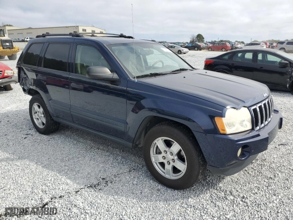 2005 Jeep Grand Cherokee Laredo with VIN 1J4HS48N75C724594, listed as a Copart auction lot 77941094 with 0 mi miles and Salvage Title. Bid and sale history available at carsss.com. Image 4.