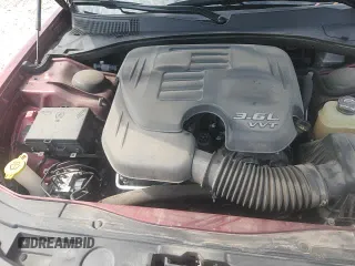 2020 Chrysler 300 Touring с VIN 2C3CCAAG9LH173610, выставлен на аукционе Copart как лот 80851505 с пробегом 59 149 миль миль и Списание • Salvage title. История ставок и продаж доступна на DreamBid. Изображение 16.