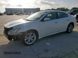 2014 Nissan Maxima SV with VIN 1N4AA5AP1EC478014, listed as a Copart auction lot 61912705 with 230,485 mi miles and Salvage title. Bid and sale history available at DreamBid. Image 1.
