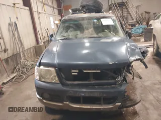 2002 Ford Explorer Eddie Bauer with VIN 1FMDU74W02ZD00032, listed as a IAAI auction lot 41526357 with Not provided miles and . Bid and sale history available at DreamBid. Image 11.