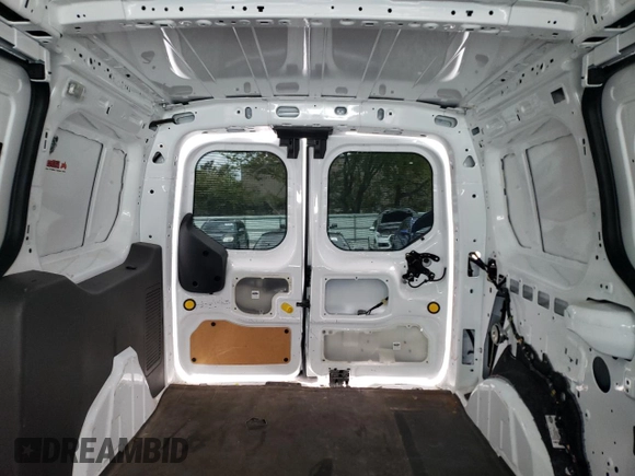 2019 Ford Transit Connect XLT с VIN NM0LS7F25K1419674, выставлен на аукционе Copart как лот 56969775 с пробегом 30 674 миль миль и Списание • Salvage title. История ставок и продаж доступна на DreamBid. Изображение 10.