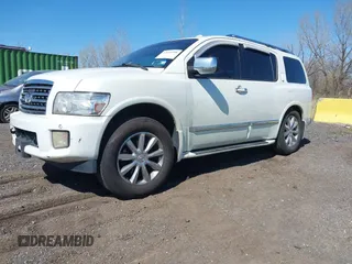 2010 Infiniti QX56 with VIN 5N3ZA0NE7AN909000, listed as a IAAI auction lot 42044598 with 284,698 mi miles. Bid and sale history available at carsss.com. Image 2.