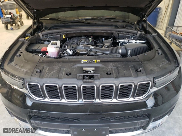 2024 Jeep Grand Cherokee L Altitude X with VIN 1C4RJKAG3R8562419, listed as a Copart auction lot 83602564 with 5,419 mi miles and Salvage Title. Bid and sale history available at carsss.com. Image 12.