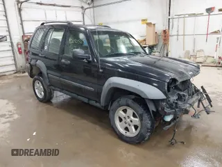 2007 Jeep Liberty Sport with VIN 1J4GL48K27W515568, listed as a IAAI auction lot 42010565 with 203,449 mi miles. Bid and sale history available at carsss.com. Image 1.