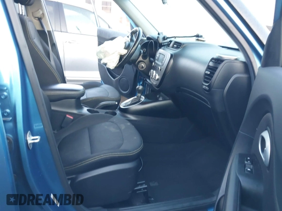 2016 Kia Soul + z VIN KNDJP3A52G7348816, wystawiony jako IAAI lot #41531720 z przebiegiem 104 966 mil mil oraz . Historia ofert i sprzedaży dostępna na DreamBid. Obrazek 5.