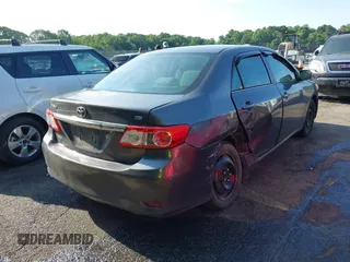 2013 Toyota Corolla L с VIN 5YFBU4EE2DP169733, выставлен на аукционе IAAI как лот 42300007 с пробегом 86 022 миль миль и . История ставок и продаж доступна на DreamBid. Изображение 4.